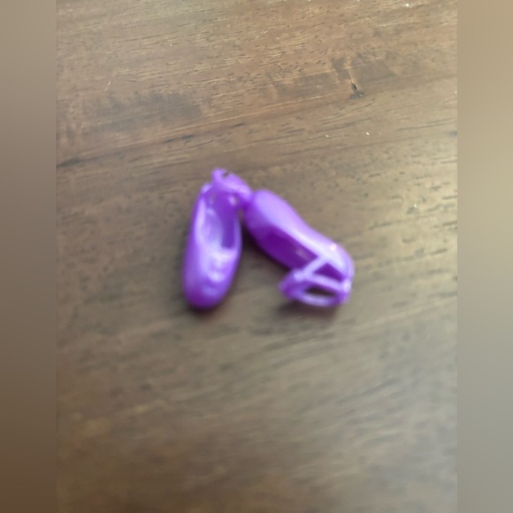 9 pairs of Barbie Doll Shoes Pink Purple Red Green Orange Open Toe Ballet Heels - Picture 4 of 10